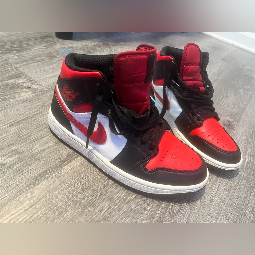 Air Jordan 1 Mid - Picture 7 of 7